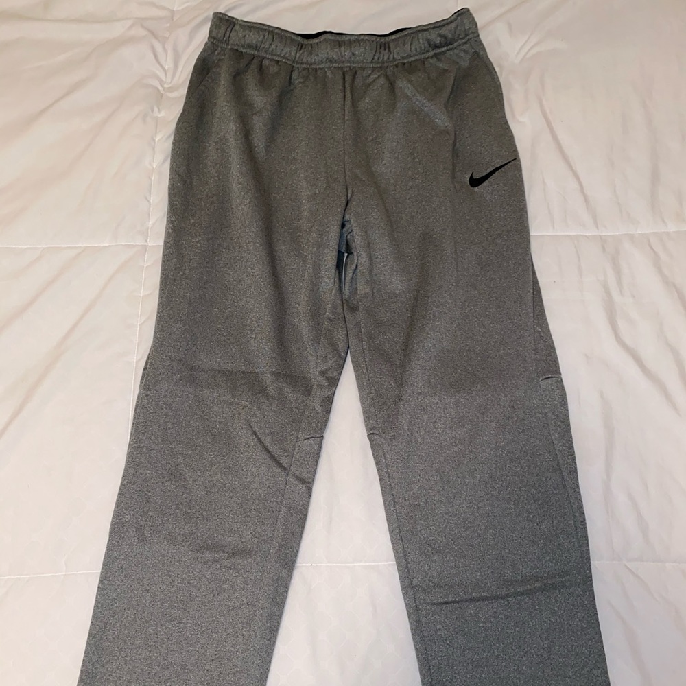 L Nike Gray Sweat Pants
